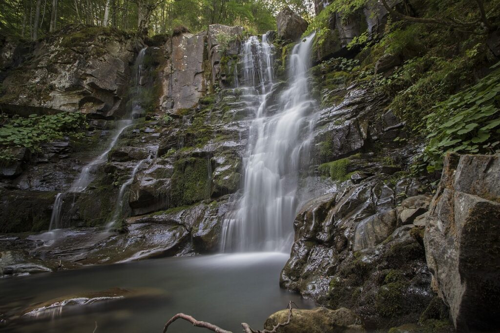 Cascata_del_Dardagna,_Parco_Nazionale_Corno_alle_Scale